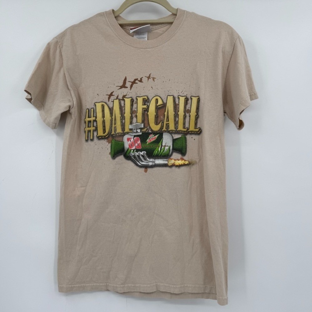 Dale‎ Earnhardt Jr NASCAR #88 DaleCall Mountain Dew Racing Graphic Tee Small